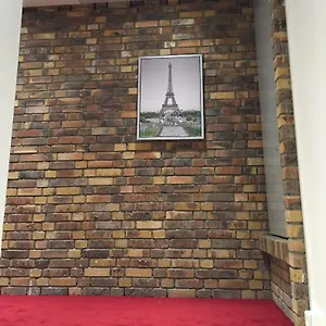 Tour Eiffel Grenelle Paris